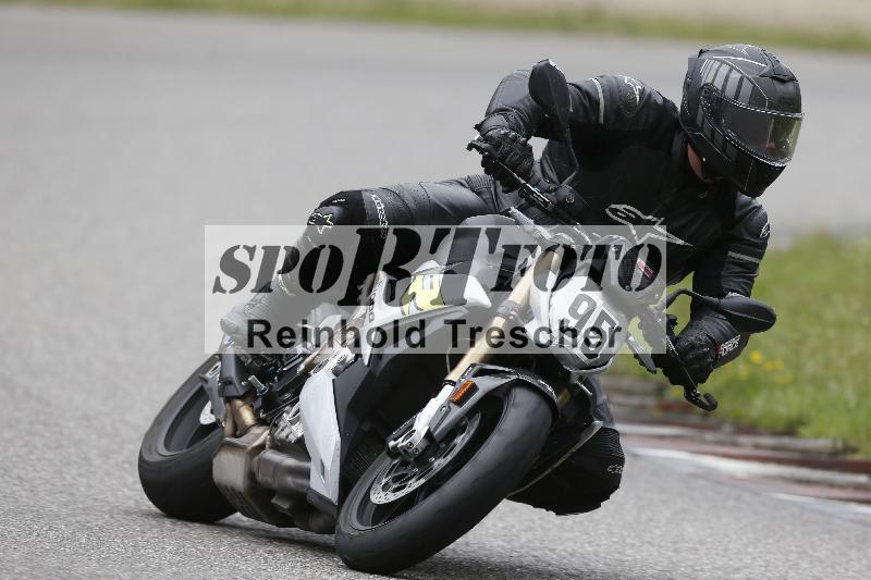 Archiv-2025/22 06.06.2025 DISCOVER the BIKE ADR/Race 3 rot/95